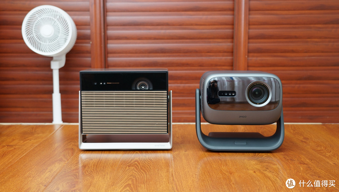 万元4K激光投影仪怎么选?坚果N3 Ultra Max与极米RS 10 Ultra 典藏版对比体验